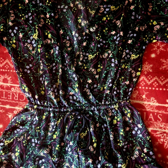 Victorias Secret Floral Romper - Picture 2 of 4